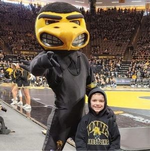 Meet your Posher, Becky